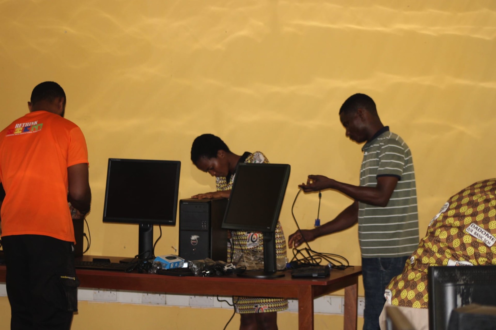 Students at computers in the Dadome STEM lab in Ghana