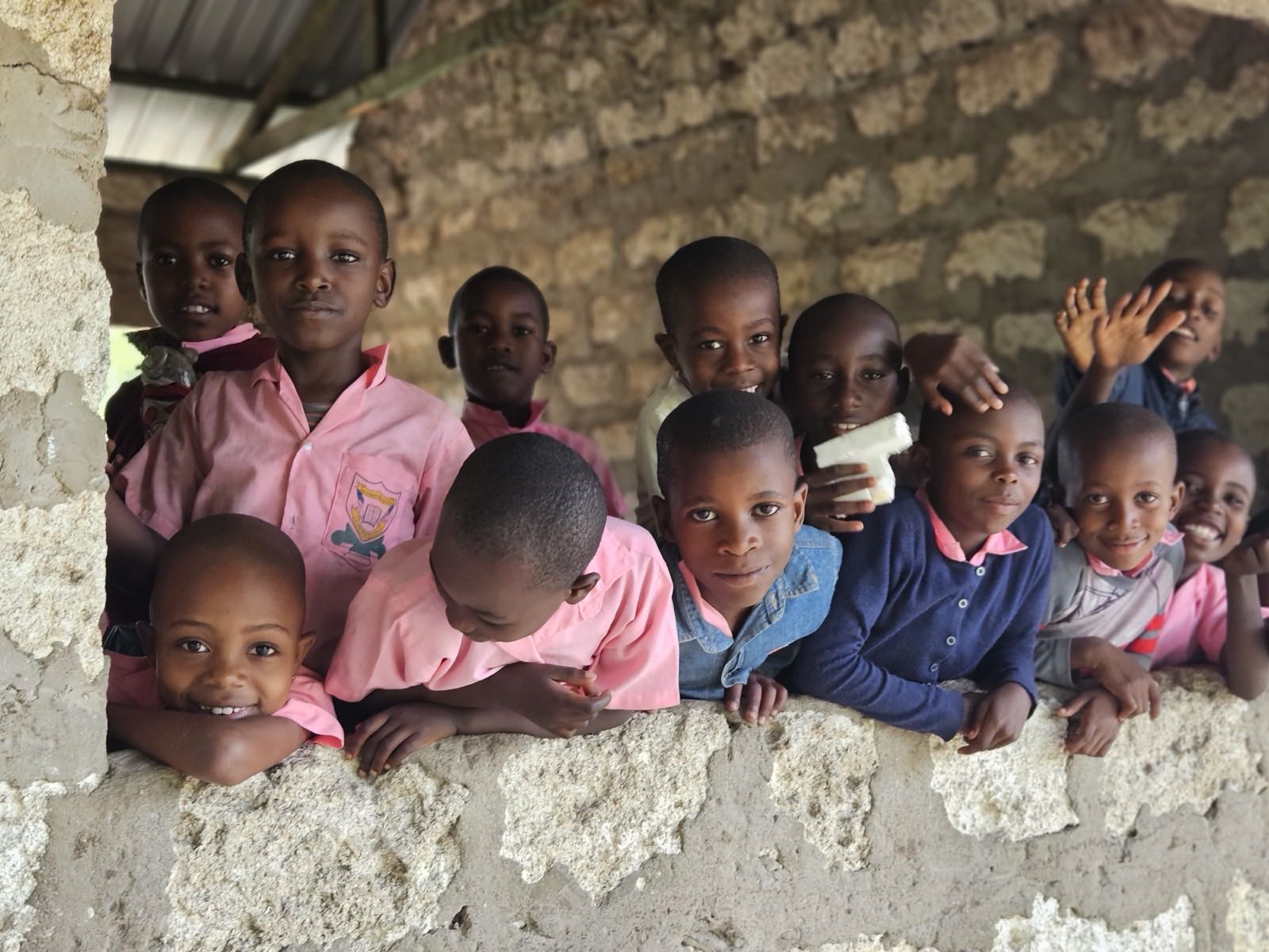 Students in a crowded Kenyan classroom